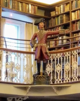 church morrin statue