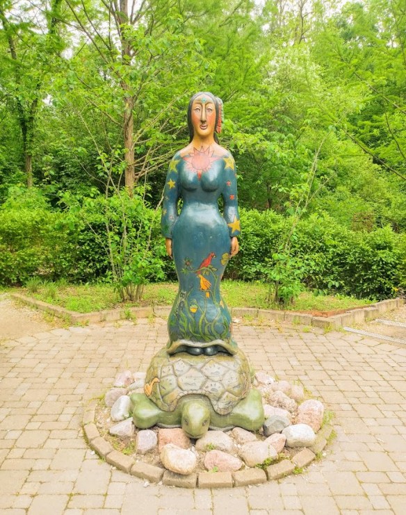garden statue 4